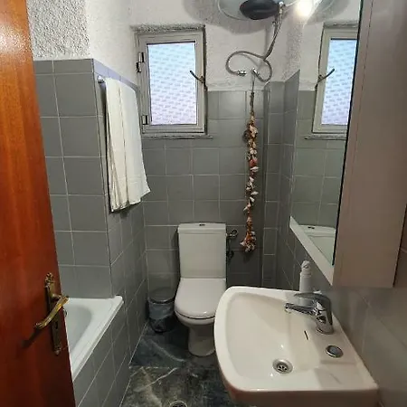 Apartment Lefkadi By The Sea
